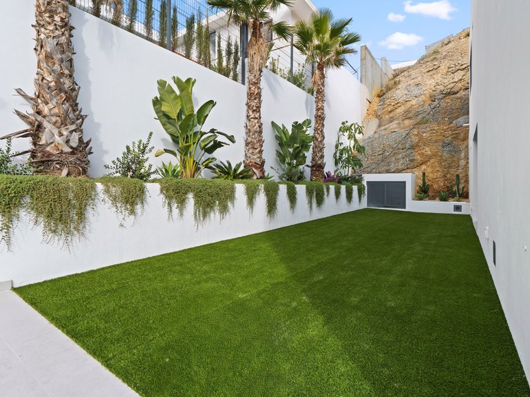 Villa for Sale in Benidorm, Alicante 5