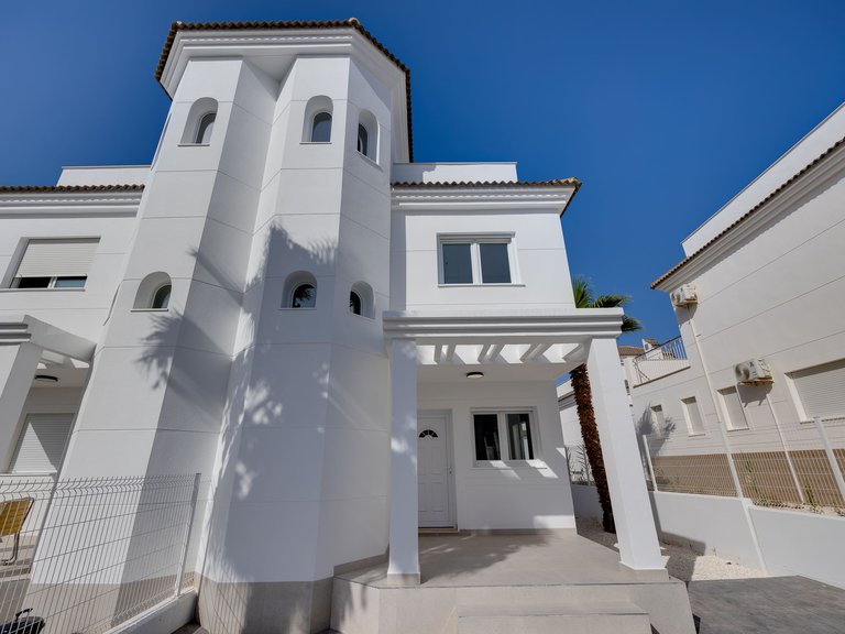 Villa for Sale in San Fulgencio, Alicante 14