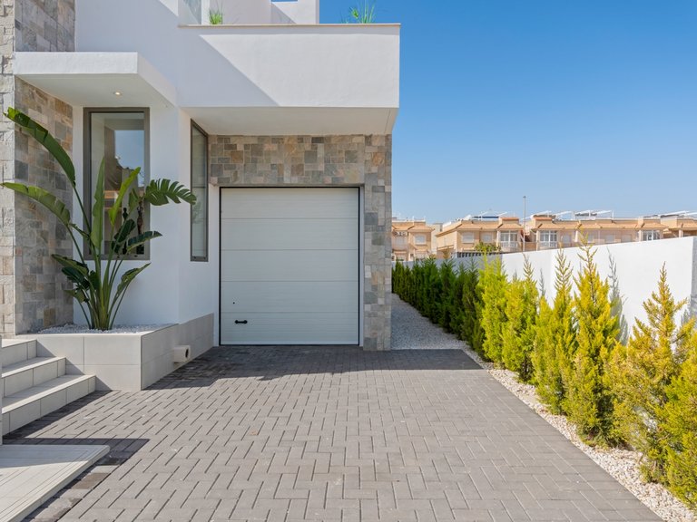 Villa for Sale in Los Alcazares, Murcia 4