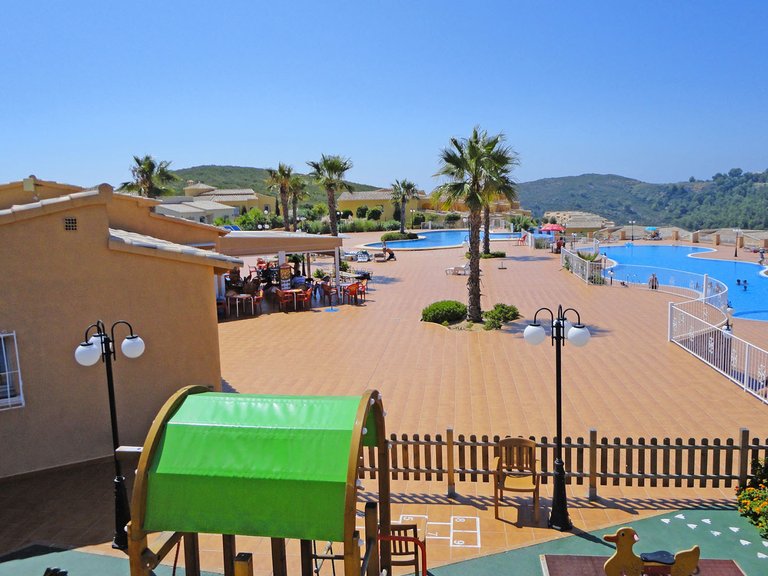 Apartment for Sale in Cumbre Del Sol, Alicante 14