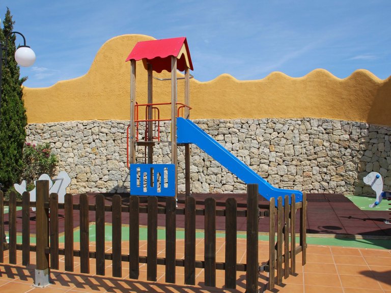 Apartment for Sale in Cumbre Del Sol, Alicante 20