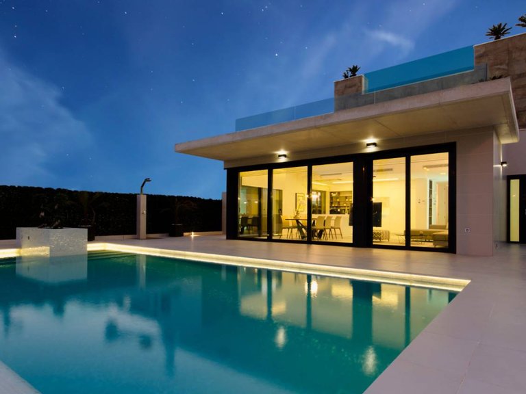 Villa for Sale in Dehesa De Campoamor, Alicante 1