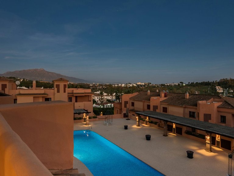 Apartment for Sale in Benahavís, Malaga 32