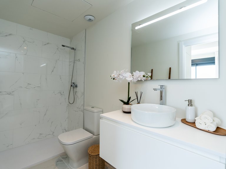 Apartment for Sale in Benalmádena, Malaga 13