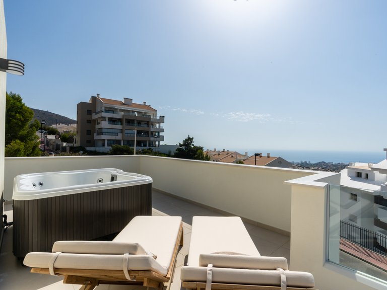 Apartment for Sale in Benalmádena, Malaga 4
