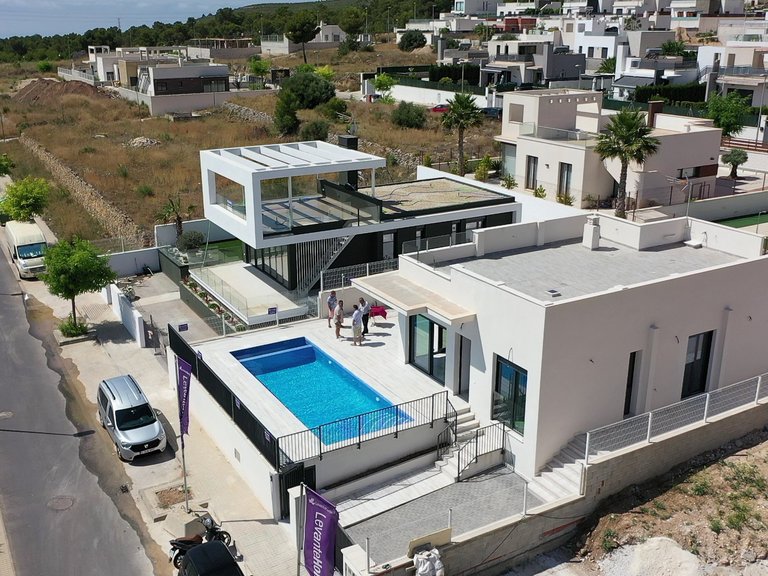 Villa for Sale in Polop, Alicante 10