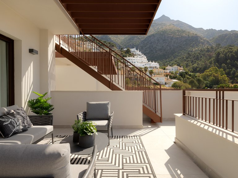 Apartment for Sale in Cerros Del Lago, Malaga 2