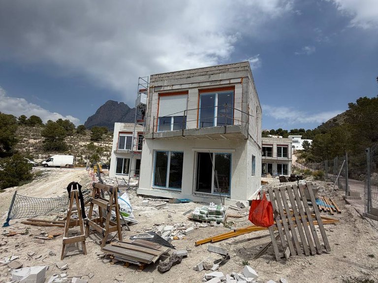 Villa for Sale in Finestrat, Alicante 42