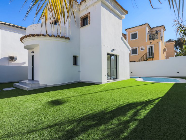 Villa for Sale in Orihuela Costa, Alicante 26