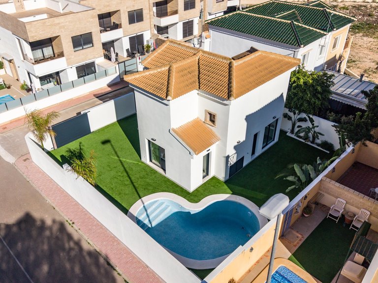 Villa for Sale in Orihuela Costa, Alicante 50