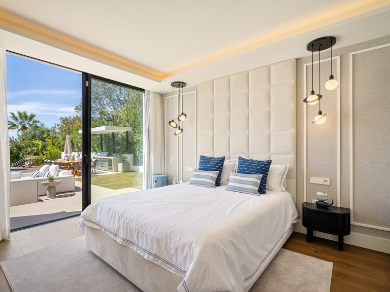 Villa for Sale in Marbella, Malaga 41