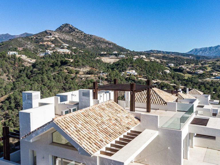 Apartment for Sale in Benahavís, Malaga 1
