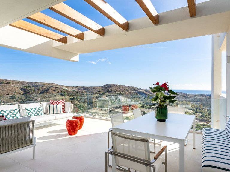 Apartment for Sale in Benahavís, Malaga 4