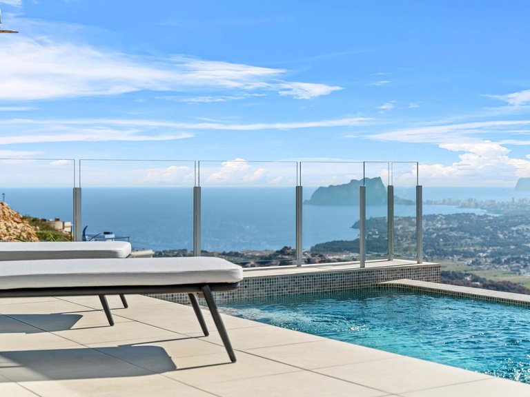 Villa for Sale in Cumbre Del Sol, Alicante 9