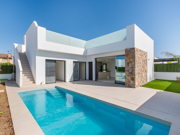 Villa for Sale in Los Alcazares, Murcia 1