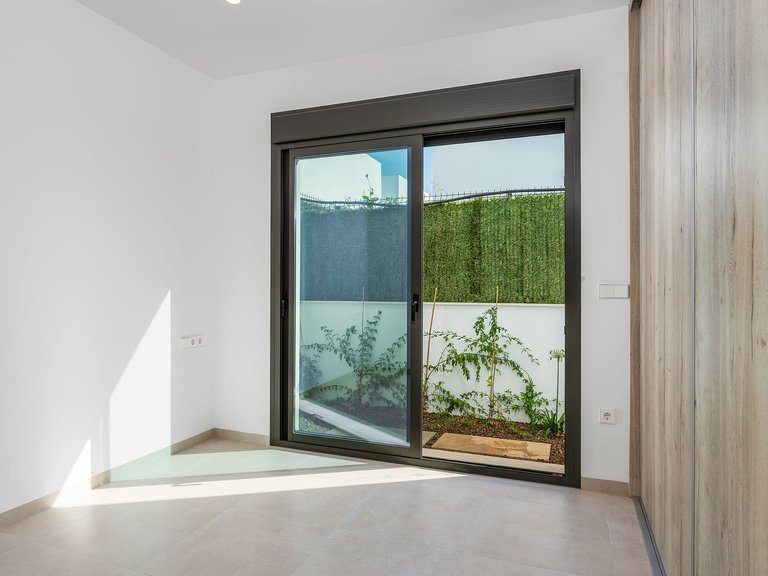 Villa for Sale in Los Alcazares, Murcia 38