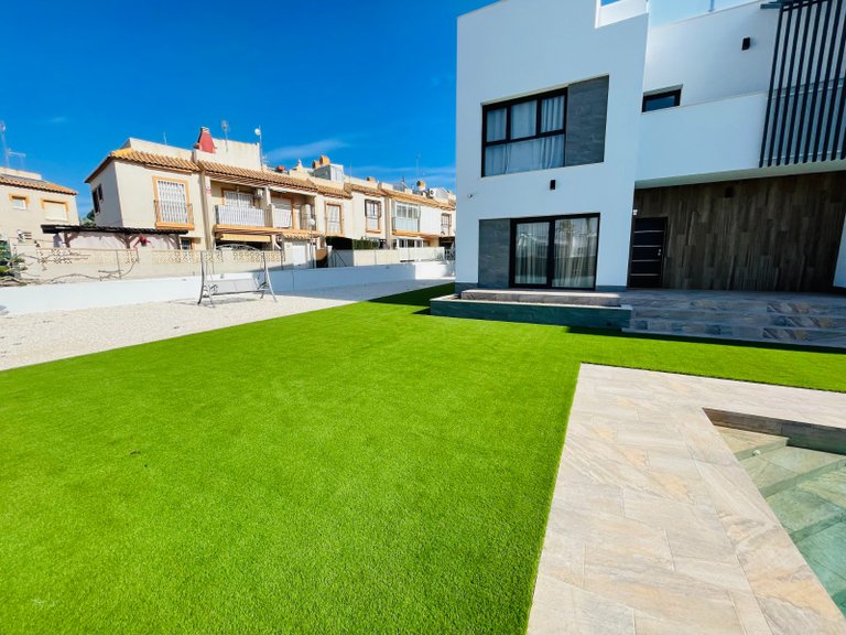 Villa for Sale in Torrevieja, Alicante 23