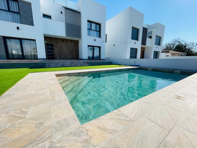 Villa for Sale in Torrevieja, Alicante 33