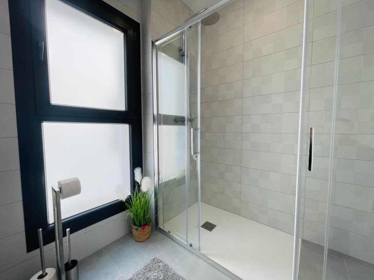 Villa for Sale in Torrevieja, Alicante 28