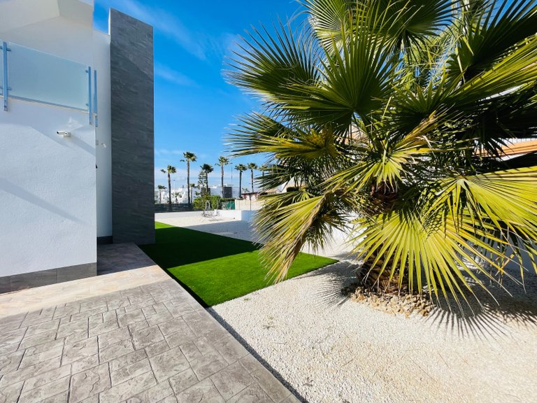 Villa for Sale in Torrevieja, Alicante 4