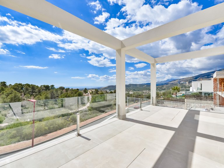 Villa for Sale in Finestrat, Alicante 17