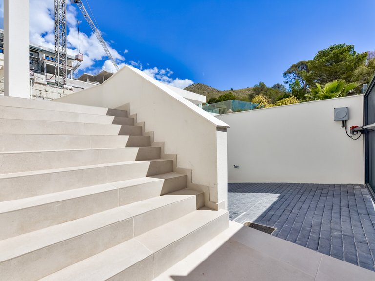 Villa for Sale in Finestrat, Alicante 14
