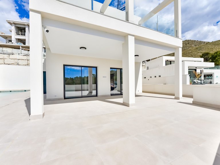 Villa for Sale in Finestrat, Alicante 10