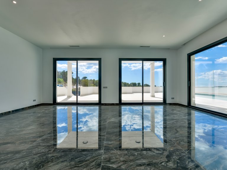 Villa for Sale in Finestrat, Alicante 41