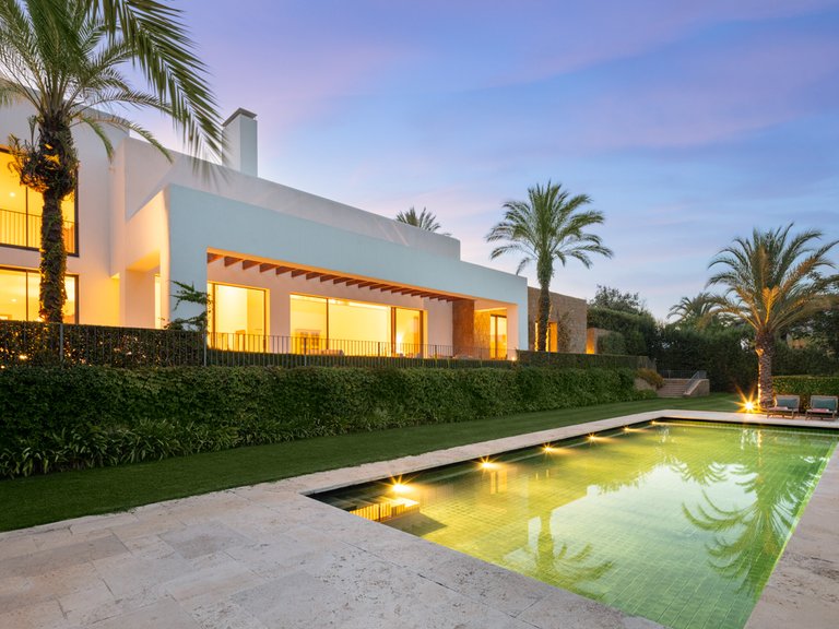 Villa for Sale in Casares, Malaga 12
