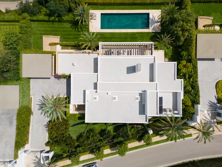 Villa for Sale in Casares, Malaga 14
