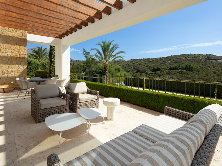 Villa for Sale in Casares, Malaga 24