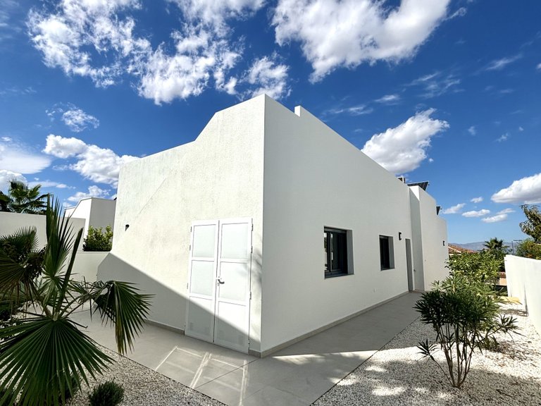 Villa for Sale in Benijofar, Alicante 34