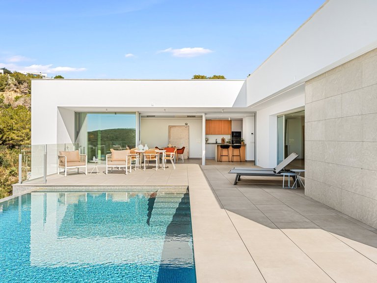 Villa for Sale in Cumbre Del Sol, Alicante 18