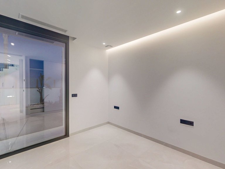 Villa for Sale in Finestrat, Alicante 41
