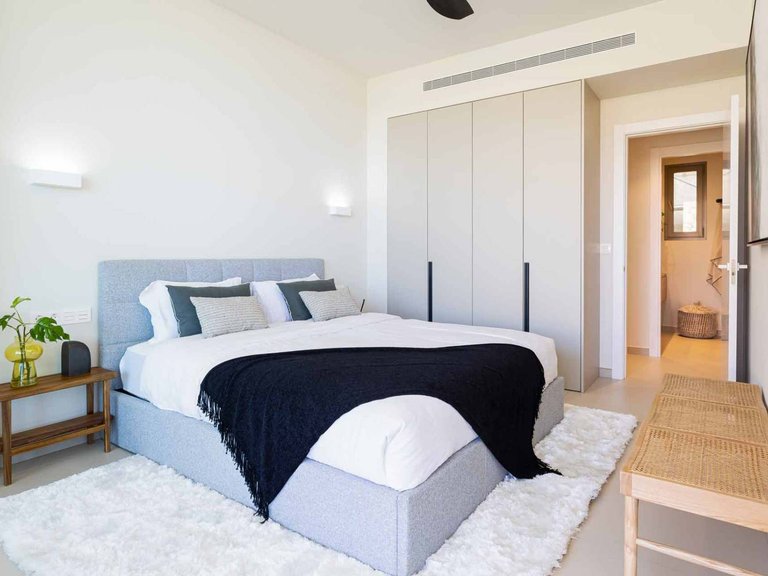 Villa for Sale in La Capellania, Malaga 28