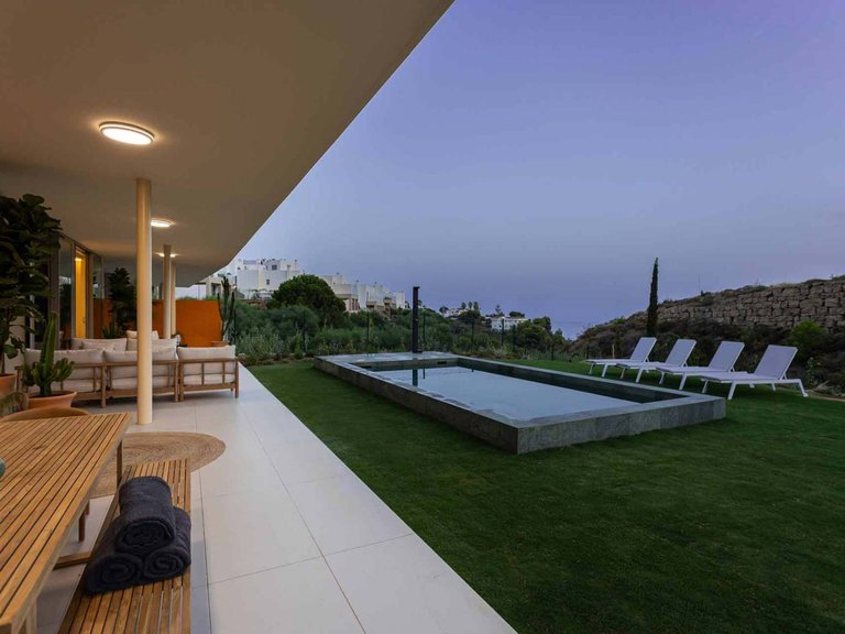 Villa for Sale in La Capellania, Malaga 35