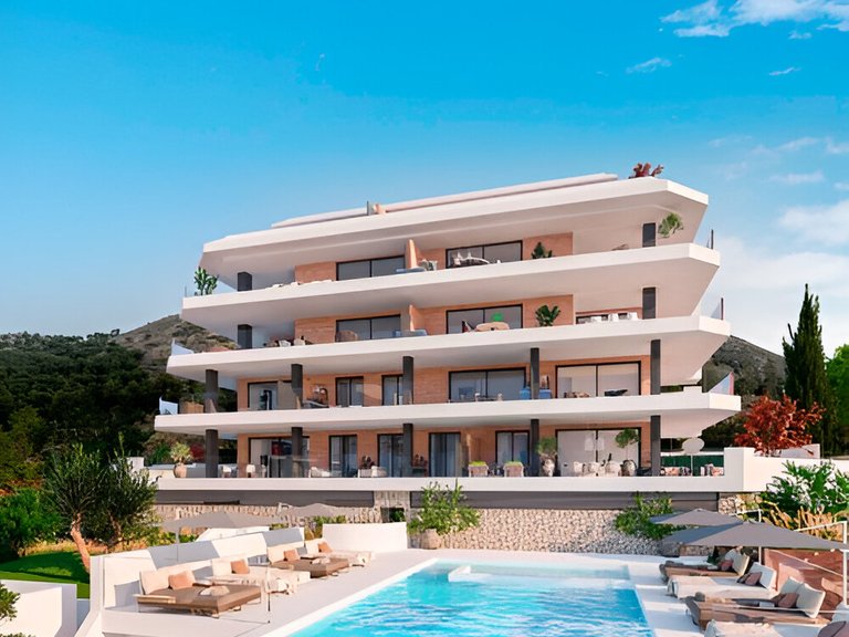 Penthouse for Sale in Benalmádena, Malaga 1