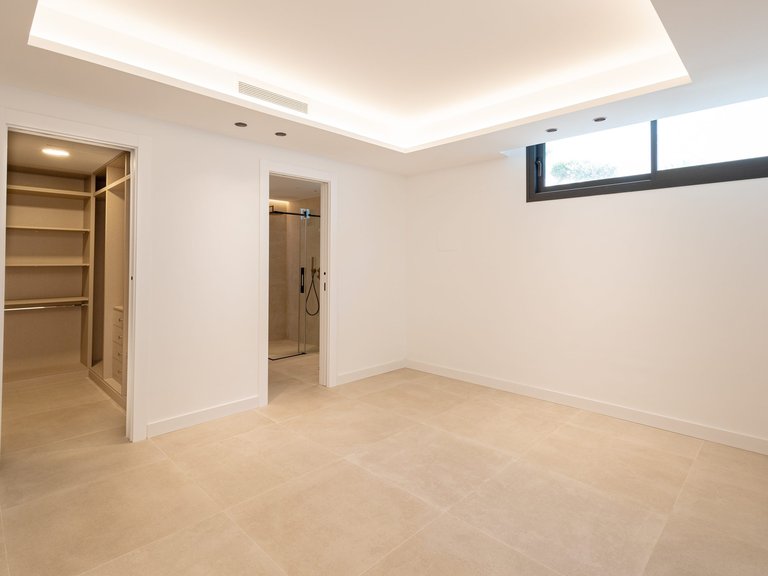 Villa for Sale in Mijas, Malaga 32