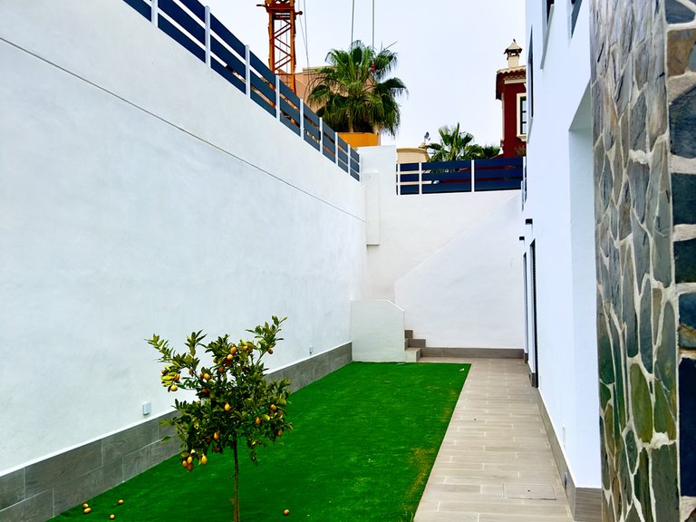 Villa for Sale in Ciudad Quesada, Alicante 46