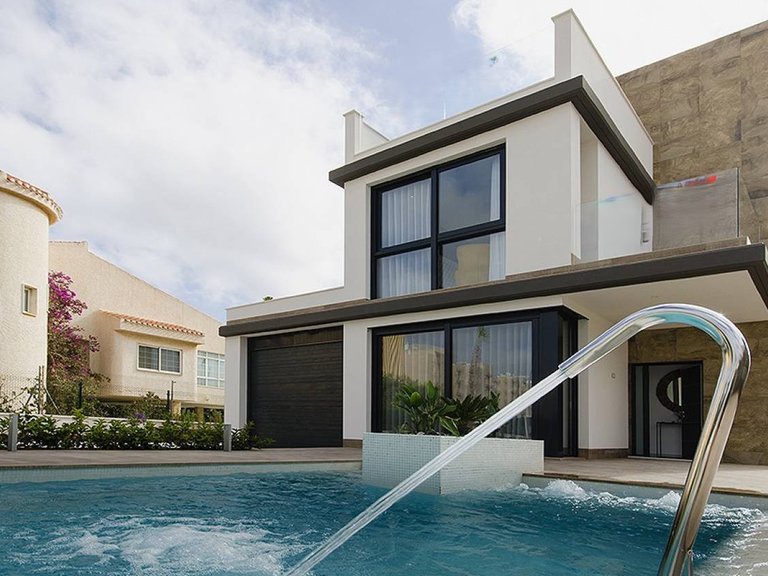 Villa for Sale in Dehesa De Campoamor, Alicante 10