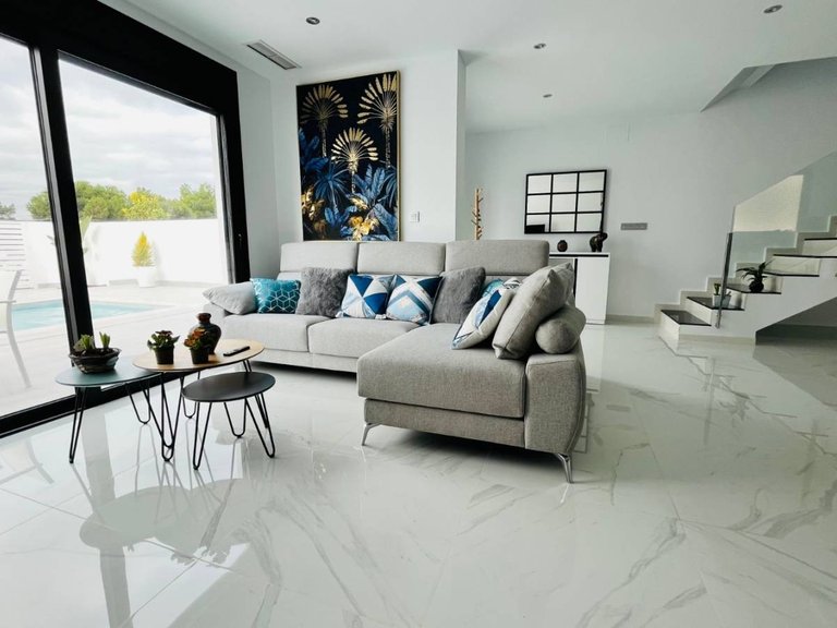 Villa for Sale in La Marina, Alicante 4