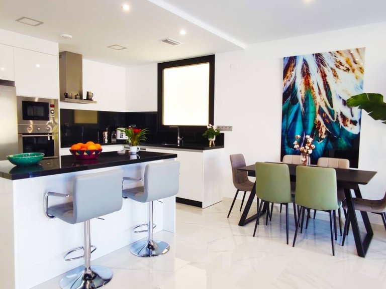 Villa for Sale in La Marina, Alicante 5