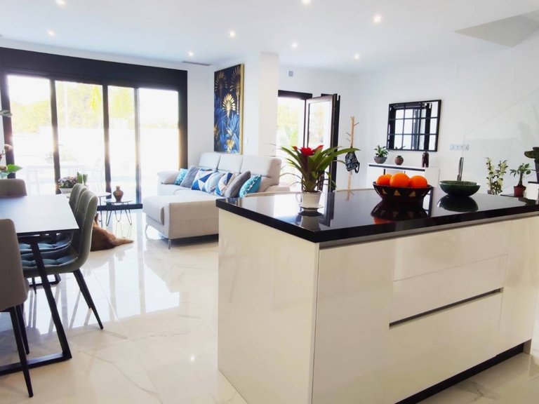 Villa for Sale in La Marina, Alicante 6