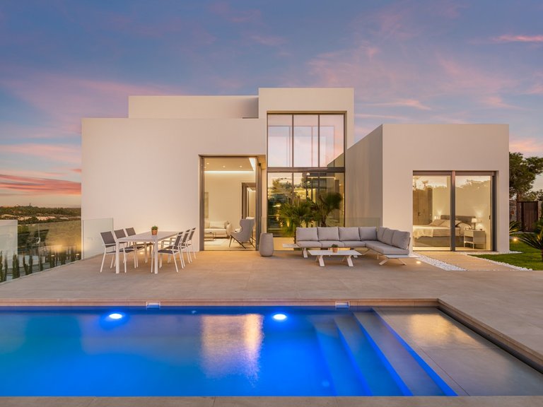 Villa for Sale in Orihuela Costa, Alicante 2