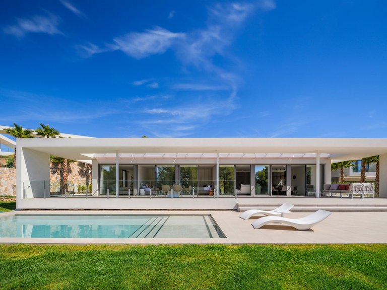 Villa for Sale in Orihuela Costa, Alicante 1