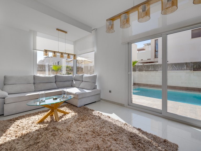 Villa for Sale in Ciudad Quesada, Alicante 32