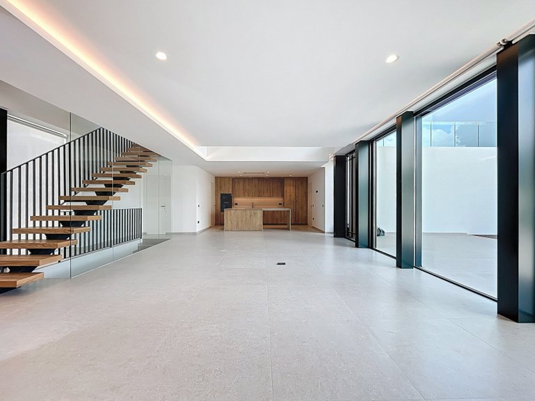 Villa for Sale in El Albir, Alicante 4