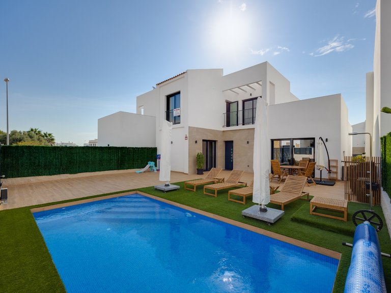 Villa for Sale in Ciudad Quesada, Alicante 2