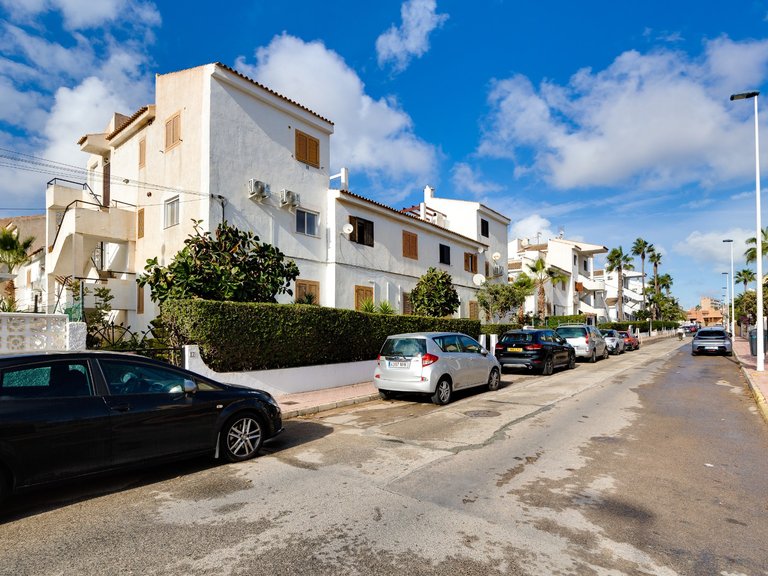 Apartment for Sale in Torrevieja, Alicante 34