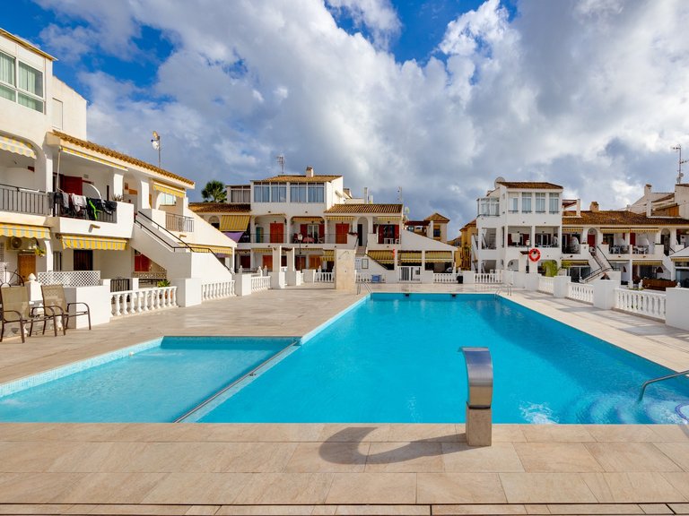 Apartment for Sale in Torrevieja, Alicante 29